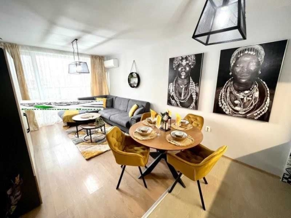 Тристаен апартамент в Пловдив, Кючук Париж - 95 кв.м за 2053 €/кв.м - Снимка #1