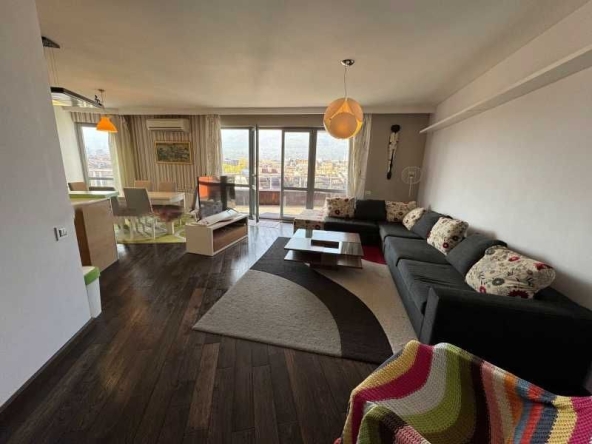 Дава се под наем Тристаен апартамент в София, Студентски град - 160 кв.м за 1250 € - Снимка #1