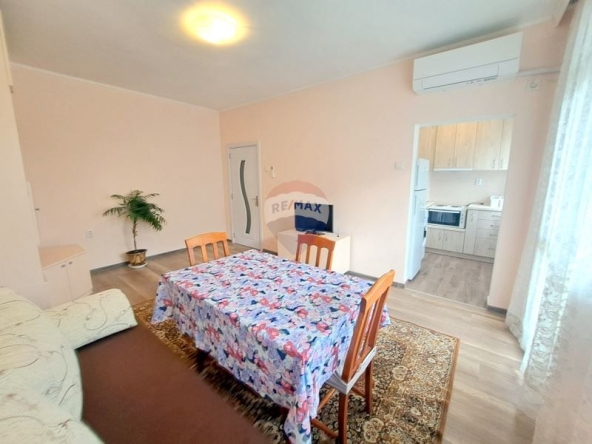 Дава се под наем Тристаен апартамент в Варна, Чайка - 66 кв.м за 459 € - Снимка #1