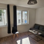 Дава се под наем Тристаен апартамент в София, Център - 87 кв.м за 800 € - Снимка #1