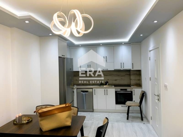 Дава се под наем Двустаен апартамент в Кърджали, Център - 84 кв.м за 331.5 € - Снимка #1