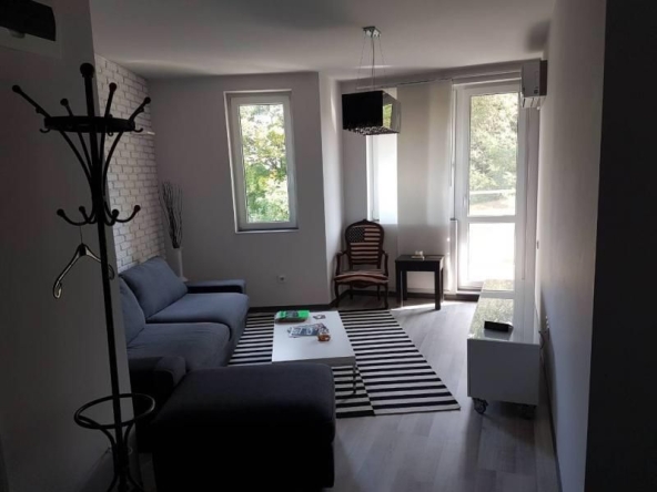 Дава се под наем Двустаен апартамент в София, Бояна - 90 кв.м за 850 € - Снимка #1