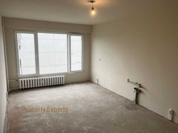 Дава се под наем Двустаен апартамент в София, Надежда 1 - 65 кв.м за 131000 € - Снимка #1