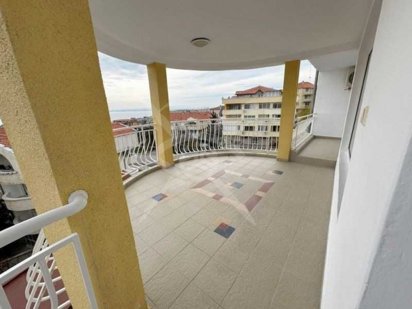 Тристаен апартамент в Свети Влас - 146 кв.м за 1021 €/кв.м - Снимка #1
