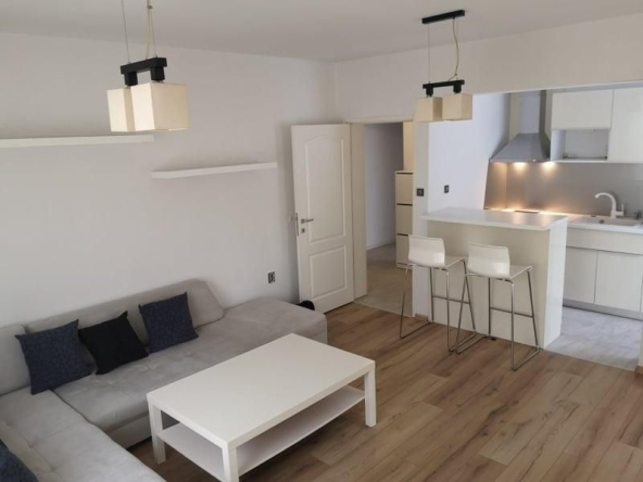 Дава се под наем Двустаен апартамент в Пловдив, Христо Смирненски - 60 кв.м за 469.2 € - Снимка #1