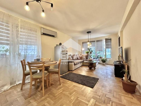 Тристаен апартамент в София, Лозенец - 85 кв.м за 3765 €/кв.м - Снимка #1
