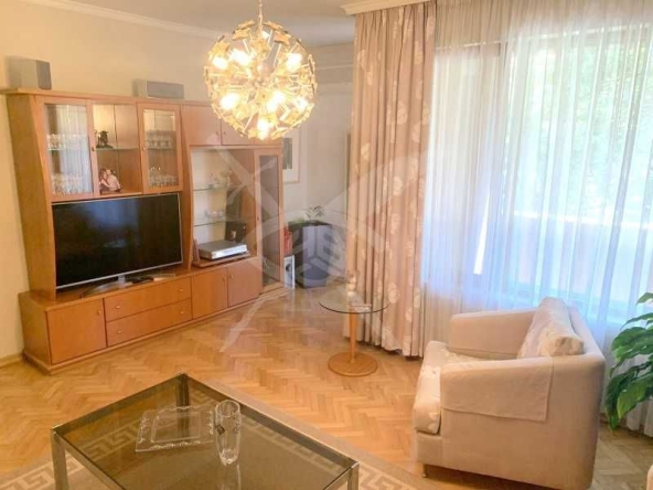 Многостаен апартамент в Бургас, Център - 120 кв.м за 2667 €/кв.м - Снимка #1