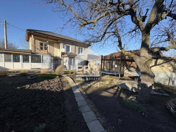 Къща в с. Овчага, Област Варна - 190 кв.м за 384 €/кв.м - Снимка #1