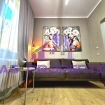 Тристаен апартамент в София, Център - 68 кв.м за 4044 €/кв.м - Снимка #1