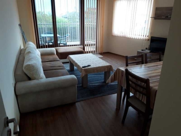 Дава се под наем Двустаен апартамент в Бургас, Сарафово - 70 кв.м за 255 € - Снимка #1