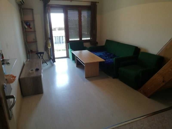 Дава се под наем Двустаен апартамент в Бургас, Възраждане - 60 кв.м за 96.9 € - Снимка #1