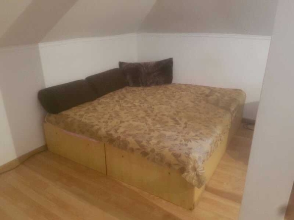 Дава се под наем Едностаен апартамент в Бургас, Център - 35 кв.м за 73.95 € - Снимка #1