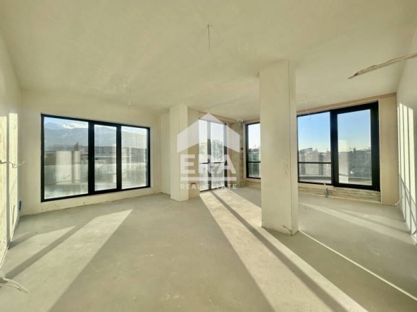 Тристаен апартамент в София, Лозенец - 188 кв.м за 3618 €/кв.м - Снимка #1