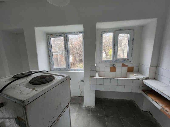 Къща в с. Брестовица, Област Пловдив - 120 кв.м за 417 €/кв.м - Снимка #1