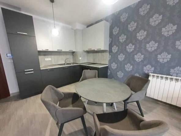 Дава се под наем Двустаен апартамент в София, Дианабад - 55 кв.м за 306 € - Снимка #1