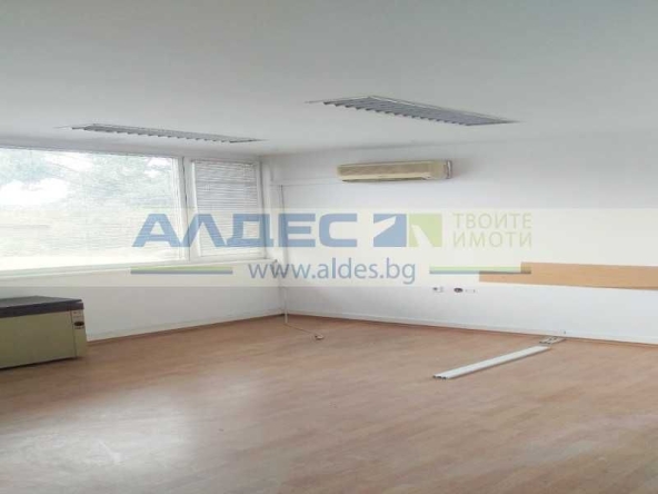 Офис в София, Орландовци - 350 кв.м за 1029 €/кв.м - Снимка #1