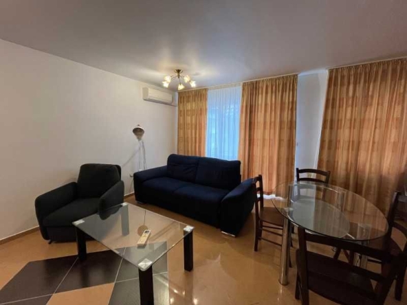 Дава се под наем Тристаен апартамент в София, Стрелбище - 120 кв.м за 816 € - Снимка #1