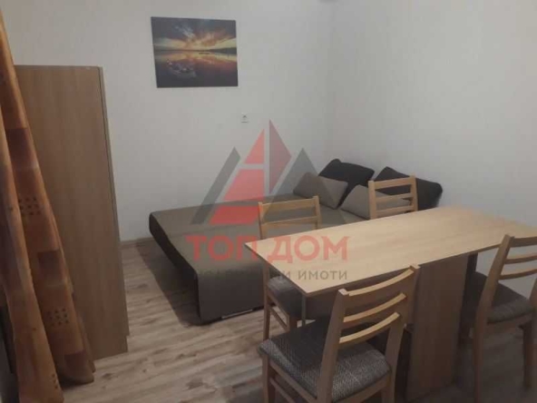 Дава се под наем Тристаен апартамент в Варна, Окръжна болница - 112 кв.м за 708.9 € - Снимка #1