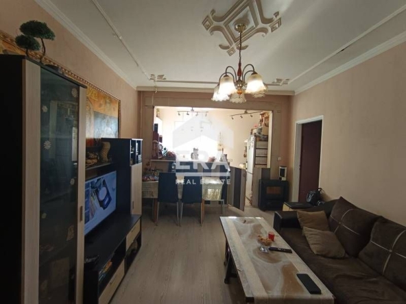 Тристаен апартамент в Варна, Кайсиева градина - 59 кв.м за 1694 €/кв.м - Снимка #1