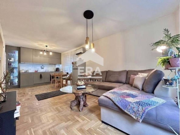 Тристаен апартамент в София, Лозенец - 85 кв.м за 3765 €/кв.м - Снимка #1