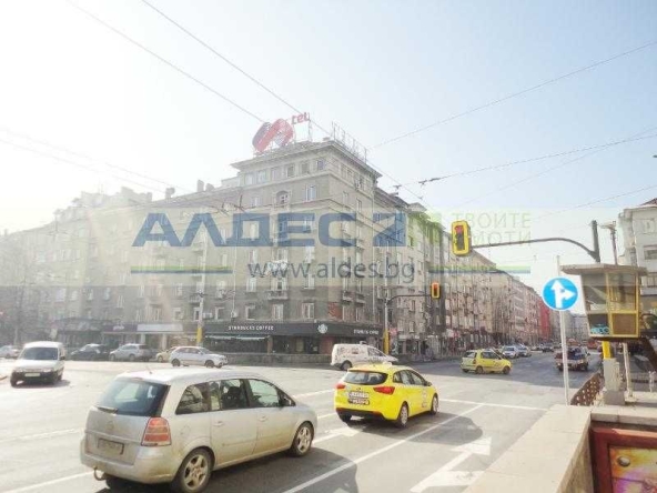 Магазин в София, Център - 33 кв.м за 3937 €/кв.м - Снимка #1