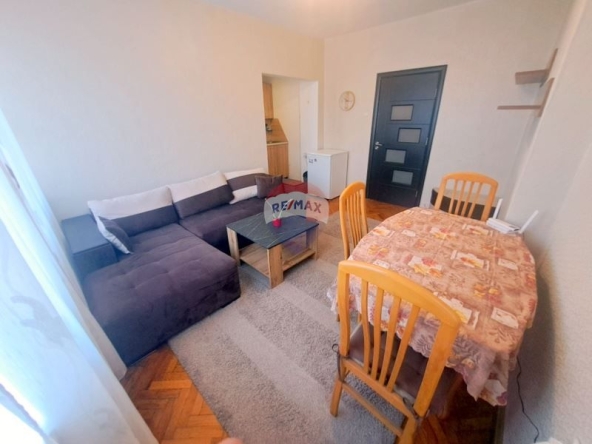 Дава се под наем Двустаен апартамент в Варна, Лятно кино Тракия - 52 кв.м за 433.5 € - Снимка #1