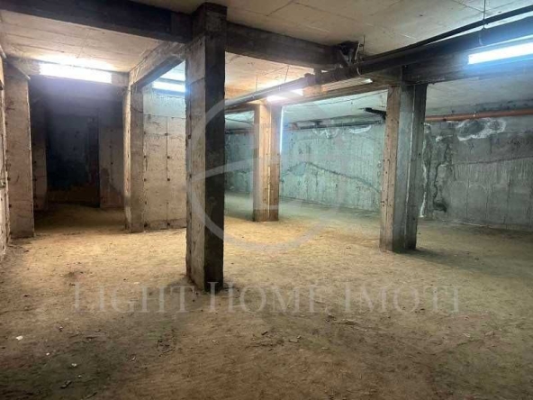 Магазин в Пловдив, Кършияка - 280 кв.м за 536 €/кв.м - Снимка #1