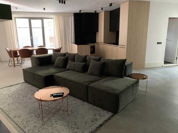 Двустаен апартамент в София, Зона Б-5-3 - 68 кв.м за 2206 €/кв.м - Снимка #1