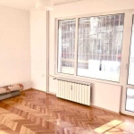 Дава се под наем Тристаен апартамент в София, Лозенец - 105 кв.м за 450 € - Снимка #1