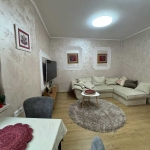 Дава се под наем Тристаен апартамент в София, Лозенец - 75 кв.м за 1224 € - Снимка #1