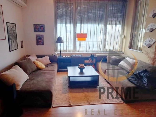 Дава се под наем Двустаен апартамент в Бургас, Славейков - 100 кв.м за 510 € - Снимка #1