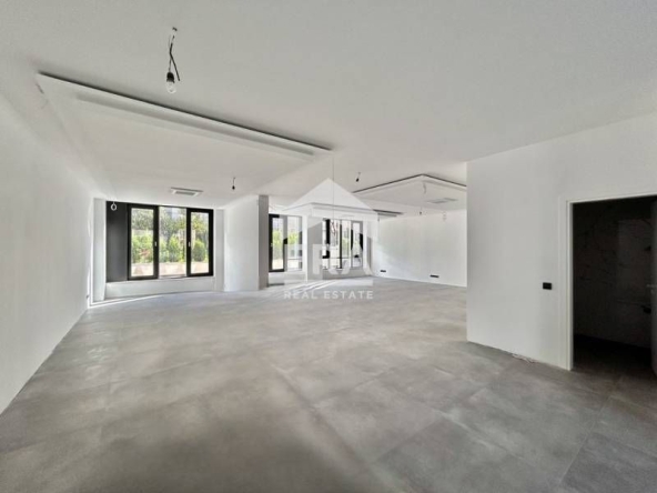 Дава се под наем Офис в София, Кръстова вада - 150 кв.м за 3500 € - Снимка #1