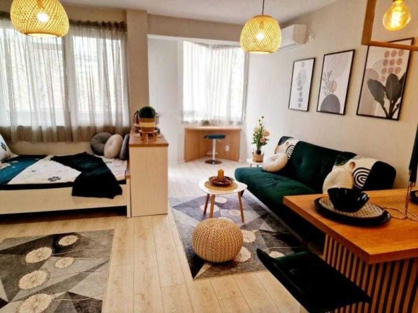 Дава се под наем Едностаен апартамент в Бургас, Възраждане - 47 кв.м за 357 € - Снимка #1