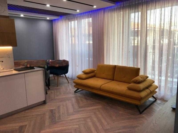 Дава се под наем Двустаен апартамент в София, Витоша - 50 кв.м за 1000 € - Снимка #1