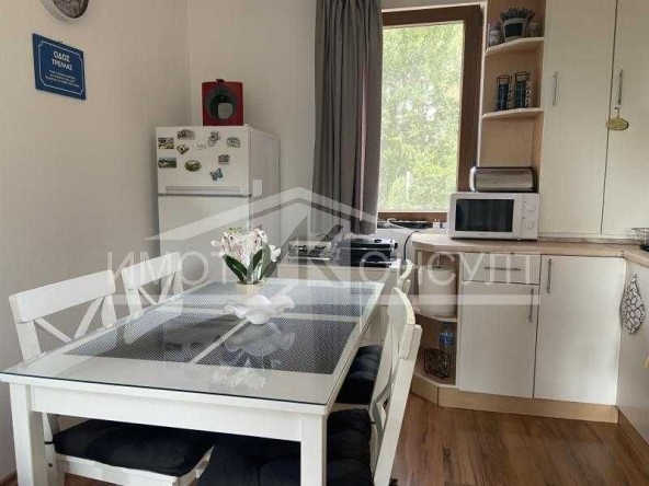 Дава се под наем Двустаен апартамент в Велико Търново, Център - 78 кв.м за 331.5 € - Снимка #1