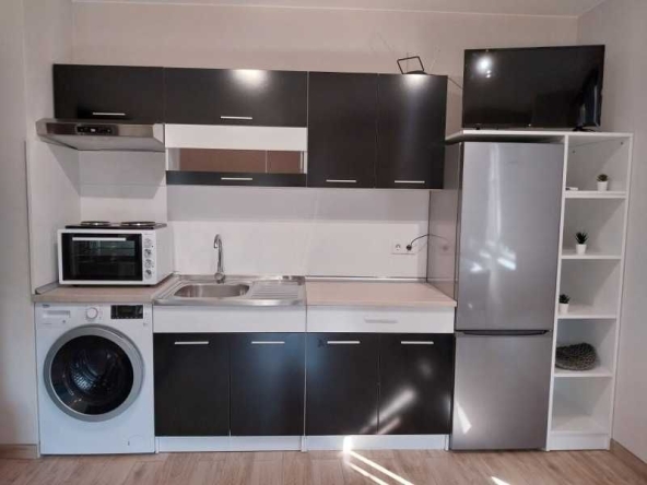 Дава се под наем Двустаен апартамент в София, Център - 49 кв.м за 612 € - Снимка #1