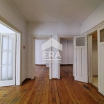 Дава се под наем Офис в София, Център - 100 кв.м за 700 € - Снимка #1