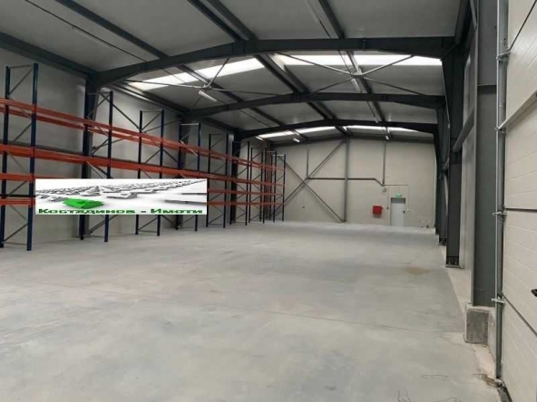 Дава се под наем Склад в Пловдив, Индустриална зона - Север - 381 кв.м за 1330 € - Снимка #1
