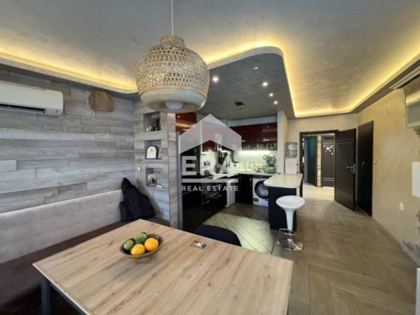 Тристаен апартамент в Варна, Аспарухово - 84 кв.м за 1999 €/кв.м - Снимка #1