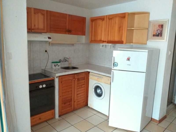 Дава се под наем Двустаен апартамент в Бургас, Лазур - 66 кв.м за 375 € - Снимка #1