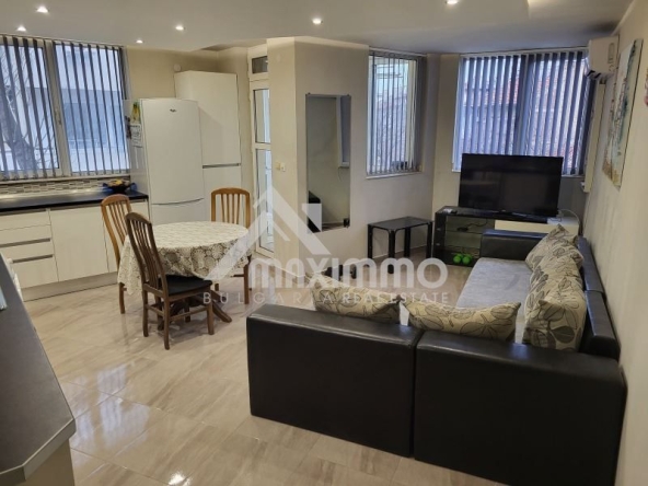 Тристаен апартамент в Варна, ВИНС - 89 кв.м за 2012 €/кв.м - Снимка #1