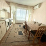 Дава се под наем Двустаен апартамент в Бургас, Изгрев - 47 кв.м за 153 € - Снимка #1