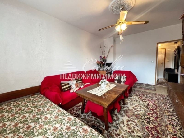 Тристаен апартамент в Шумен, Боян Българанов 2 - 85 кв.м за 1200 €/кв.м - Снимка #1