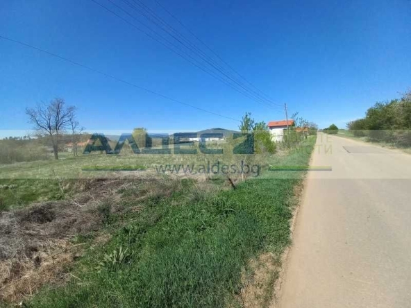 Парцел в с. Долна Диканя, Област Перник - 2062 кв.м за 25 €/кв.м - Снимка #1