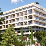 Тристаен апартамент в к.к. Св.Св. Константин и Елена - 118 кв.м за 4126 €/кв.м - Снимка #1