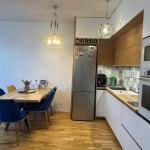 Дава се под наем Двустаен апартамент в Бургас, Славейков - 78 кв.м за 612 € - Снимка #1