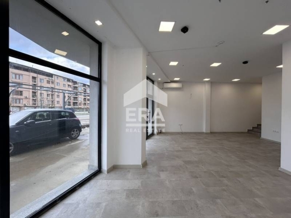 Дава се под наем Офис в София, Витоша - 111 кв.м за 1650 € - Снимка #1