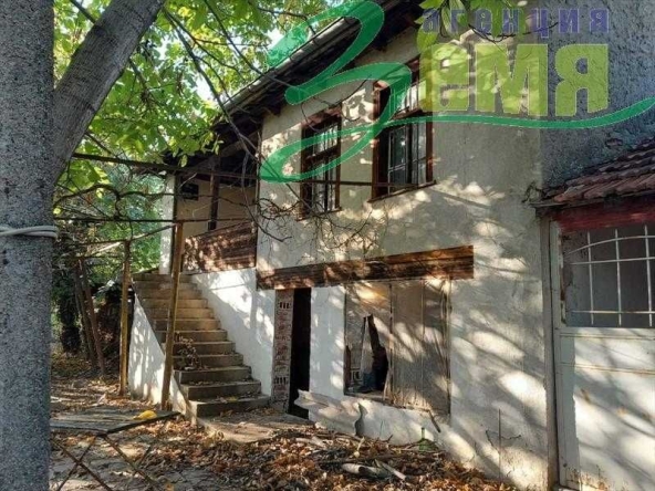 Къща в с. Кирилово, Област Стара Загора - 100 кв.м за 490 €/кв.м - Снимка #1
