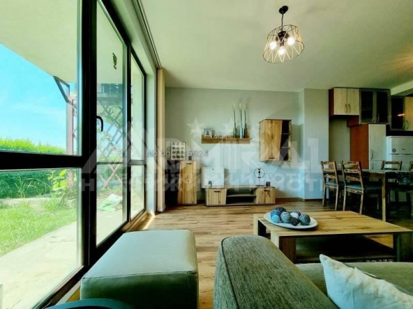 Къща в с. Кошарица, Област Бургас - 90 кв.м за 889 €/кв.м - Снимка #1