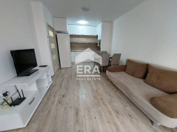 Дава се под наем Двустаен апартамент в Варна, Победа - 65 кв.м за 600 € - Снимка #1